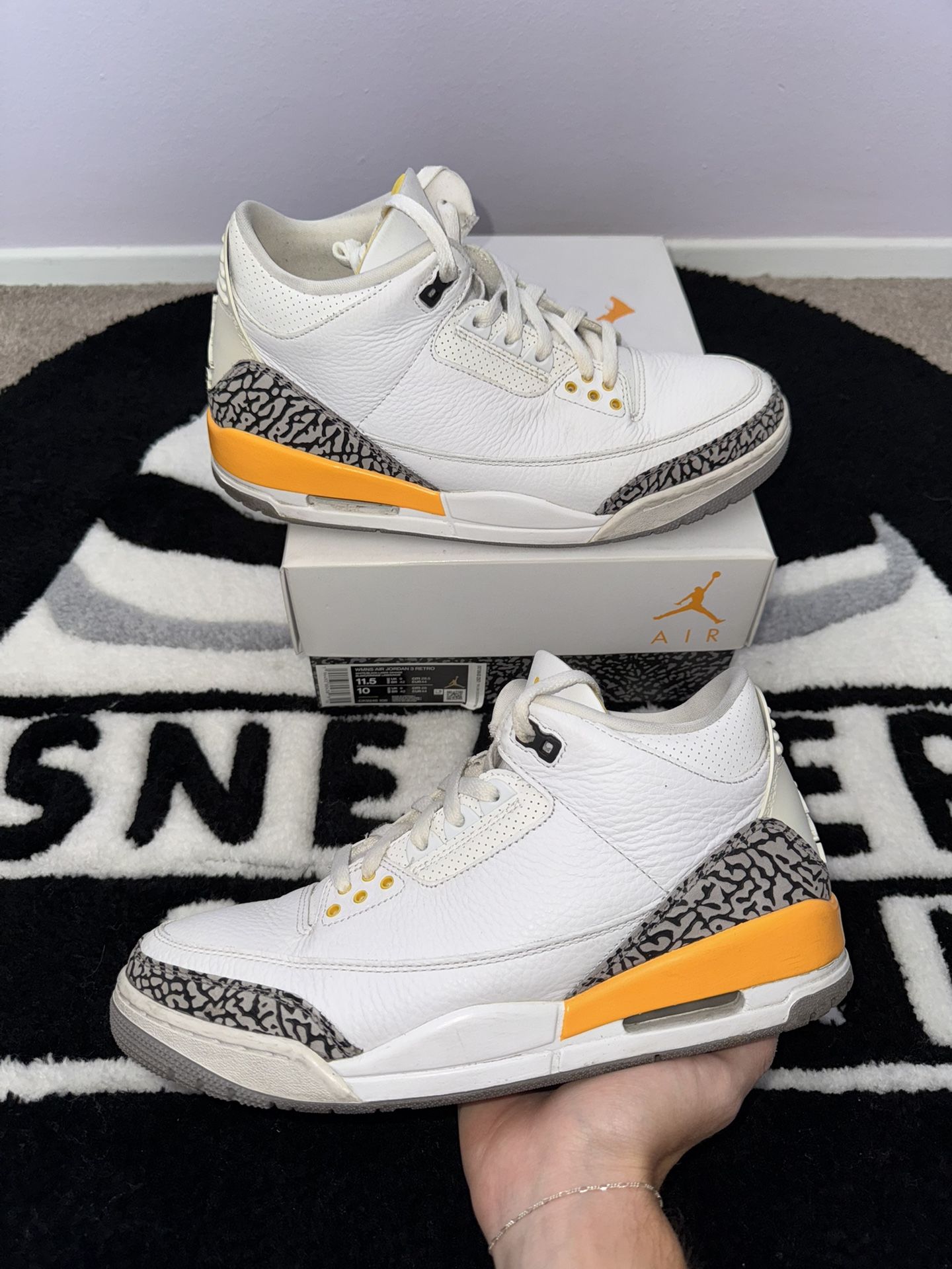 Jordan 3 Retro Laser Orange (Size 11.5W/10M)