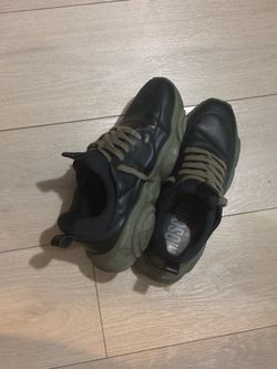 size 43 sneakers