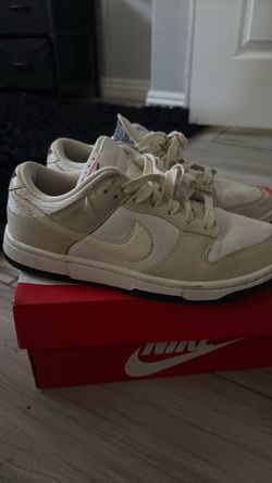 NIKE DUNK LOW (GS), SIZE 5.5Y