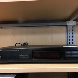 Onkyo Synthesized Fm / Stereo Tuner 