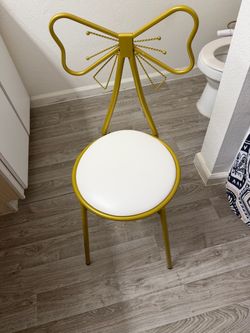Vanity Chair