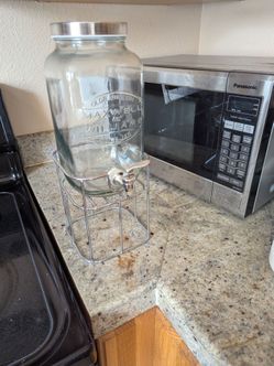 Maxwell & Williams Glass Beverage Dispenser with Stand