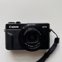 Canon Powershot G7X Mark II Digital Vlog Camera