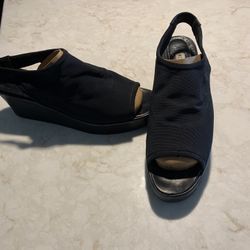Donald J Pliner Black Wedge Sling backs  Size 11