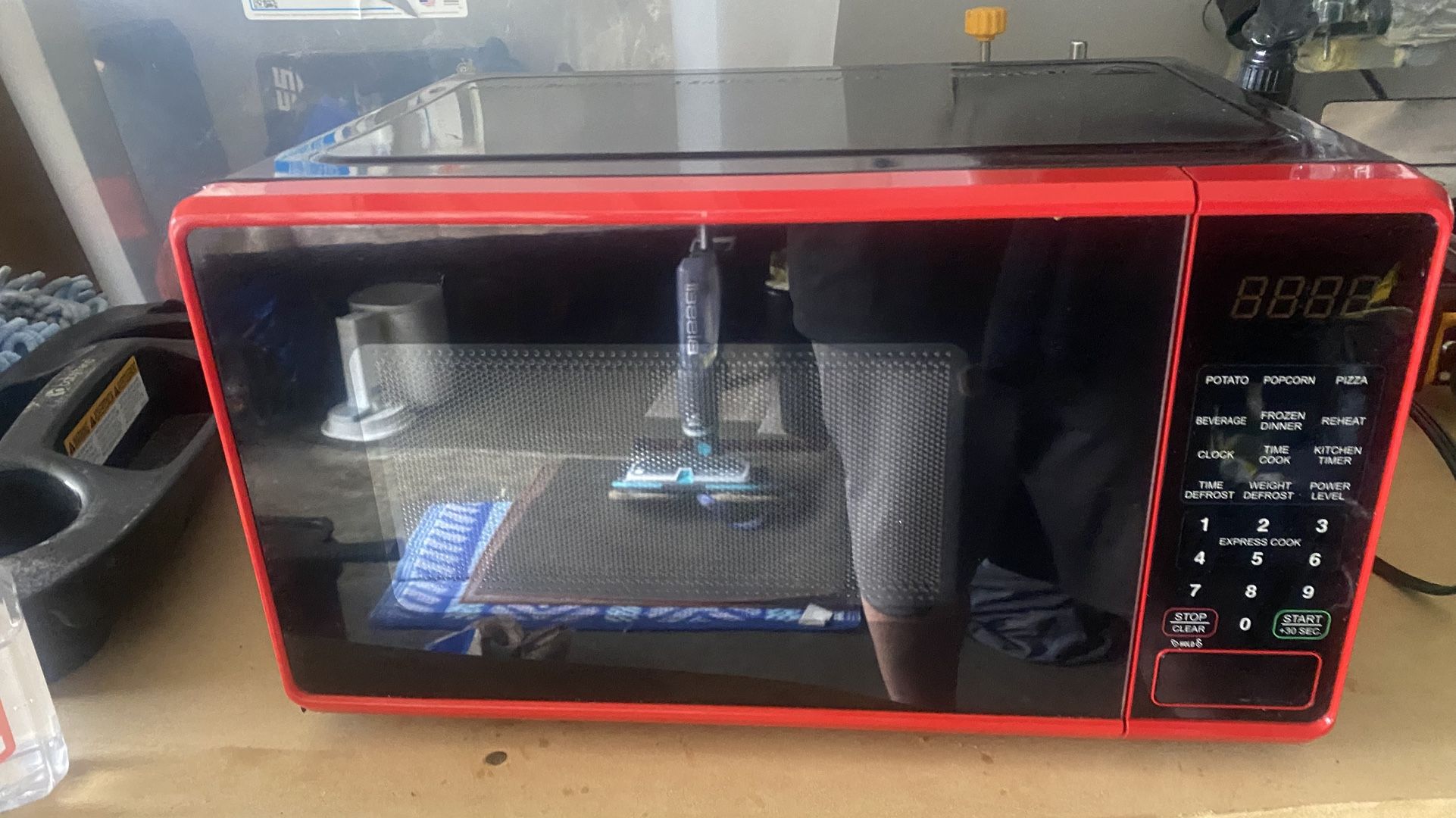 Great working hardly used microwave