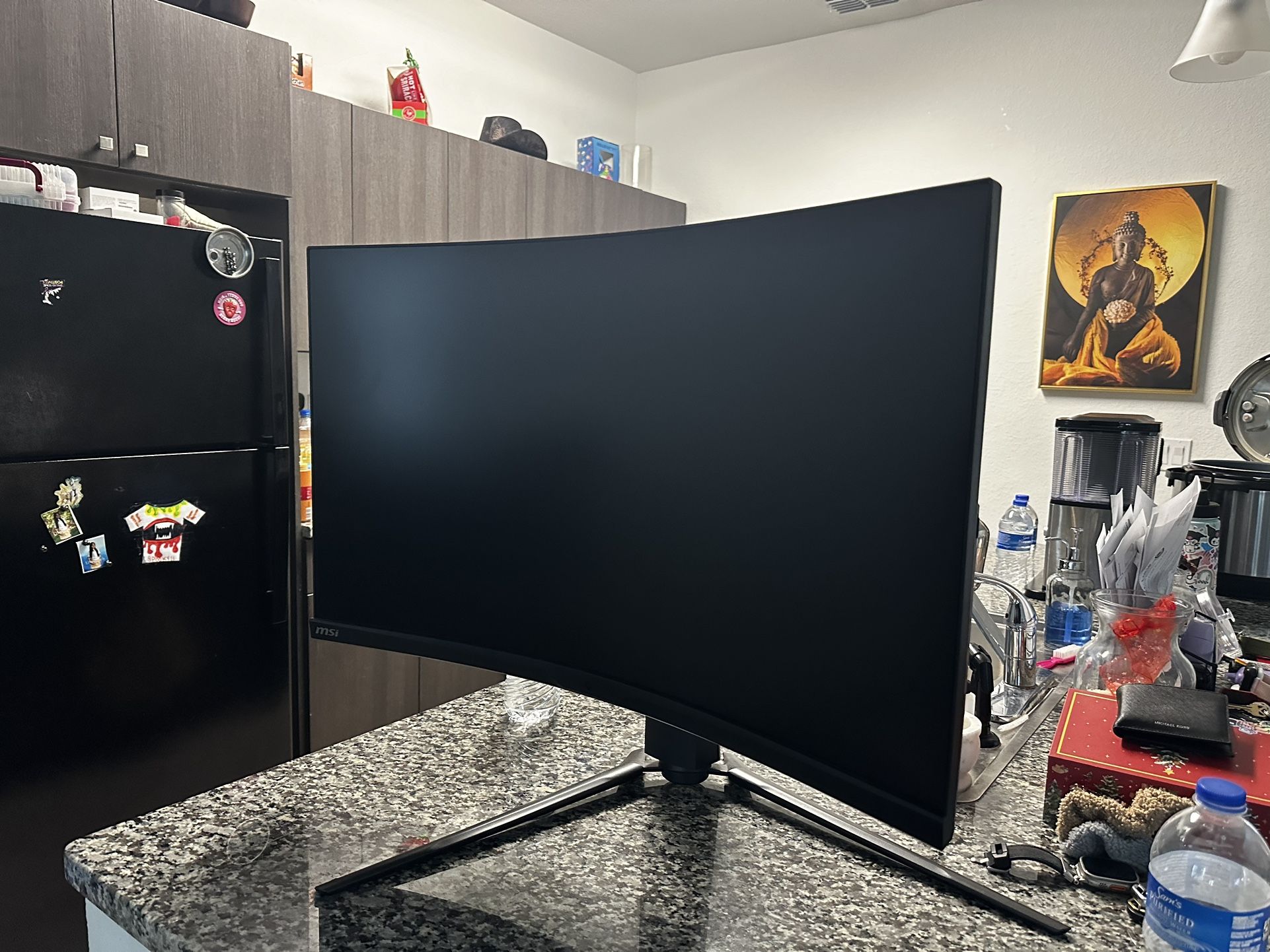 MSI 32” Curve Display