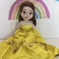 DISNEY PRINCESS BELLE IN HER GORGEOUS YELLOW BALL DRESS!! LIKE NEW 17 INCH SOFT DOLL