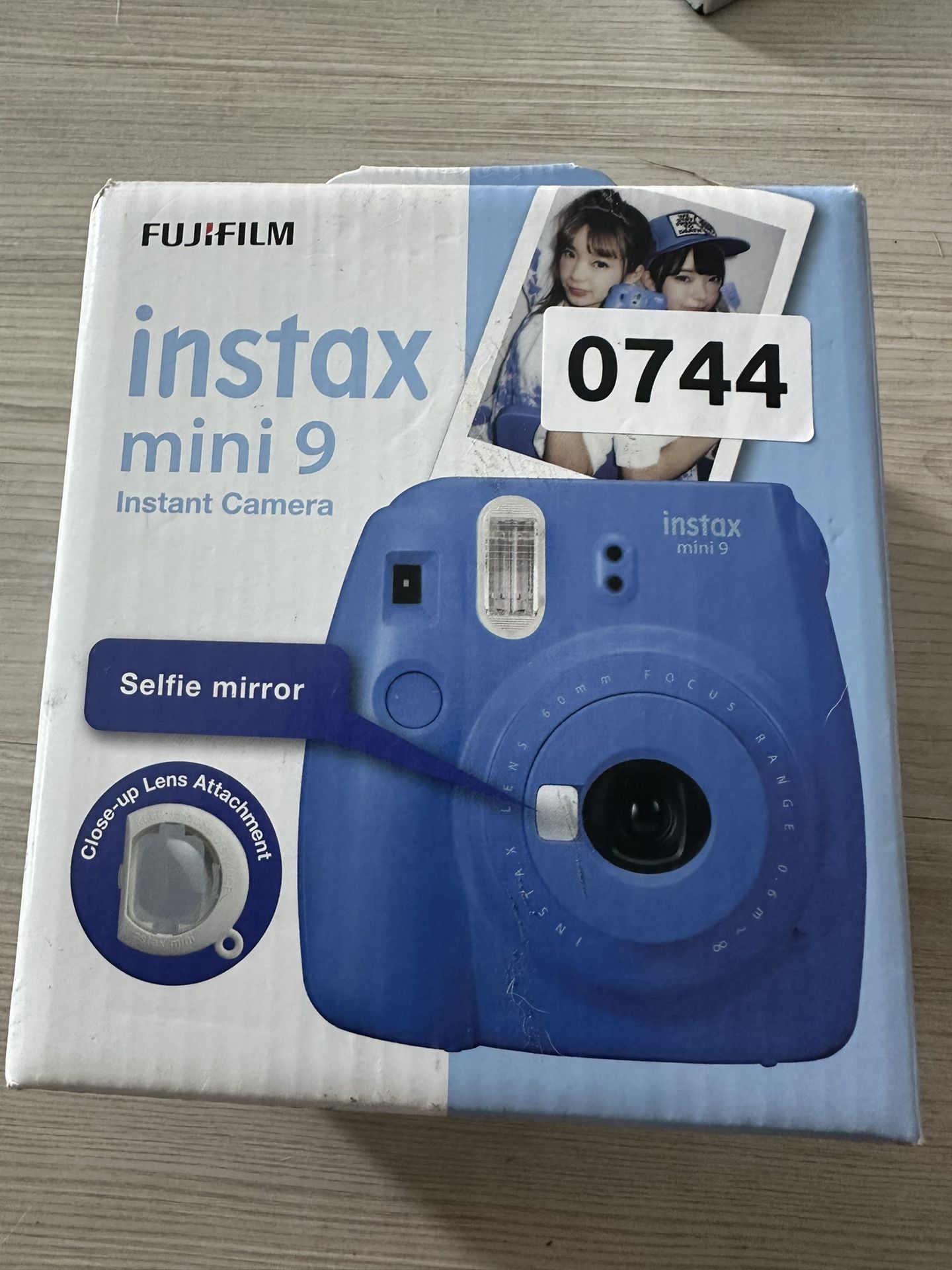 Fujifilm Instax Mini 9 Instant Print Camera NIB