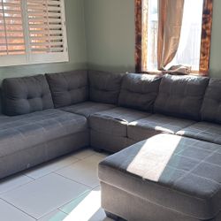 Dark Grey Sectional couches / Sofa Bed