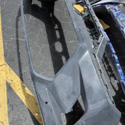 Highlander Limited front bumper OEM