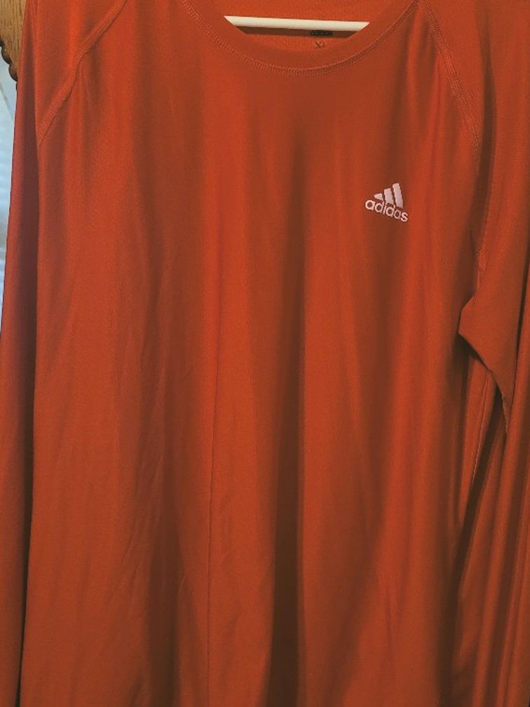 Addidas Jersey,size XL Bright Red,New No Tags,xcellent Cond.   $10.00 