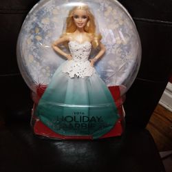 2016 HOLIDAY BARBIE COLLECTOR DOLL