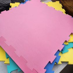 7 Kid Colorful Floor Playmats