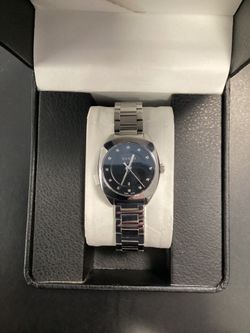 Gucci GG2570 Women’s Stainless Steel Watch