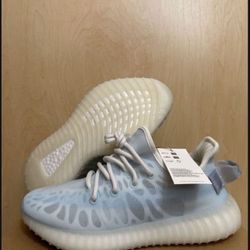 Adidas Yeezy Boost 350 V2 Mono Ice GW2869 Mens Size 5.5/6 Womens Brand New