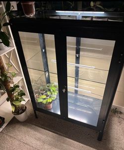 Greenhouse cabinet/ glass display / shelf with 3 grow lights