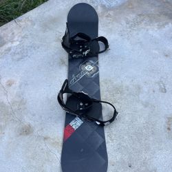 153cm Salomon Snowboard