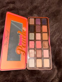 Too Faced sweet peach palette