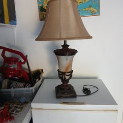 Lámpara Eléctrica 