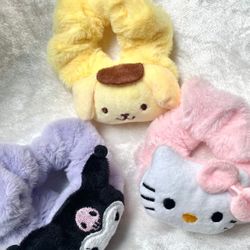 Hello Kitty Scrunchie 