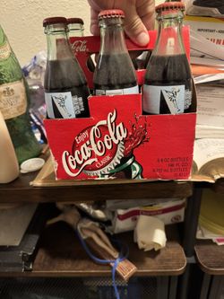 Collectors Coke Bottles 6 Pack 