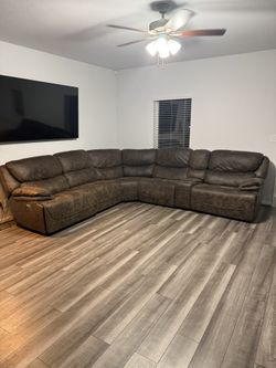 Reclining Sectional
