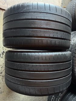 Pair of 295 30 20 Michelin Pilot super sport tires