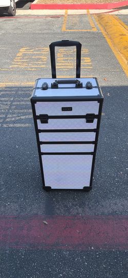 Byootique Rolling Makeup Case Unicorn color