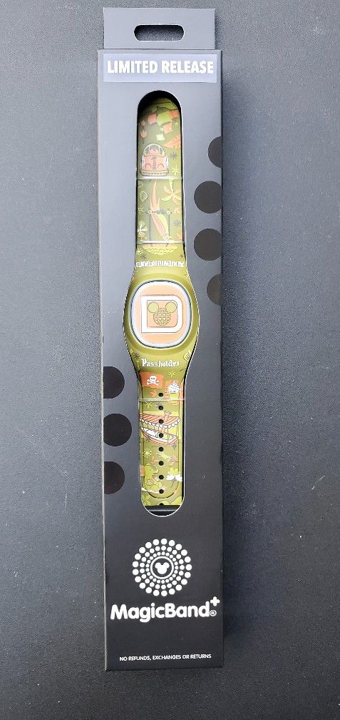 DISNEY PASSHOLDER MAGICBAND+ NEW IN BOX