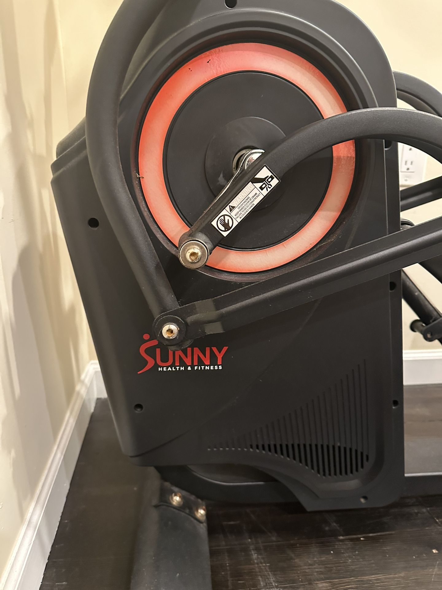 Sunny health and fitness treadmill