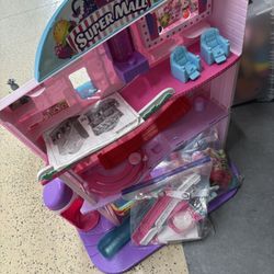 Shopkins Mall /6 Dolls And Furniture 
