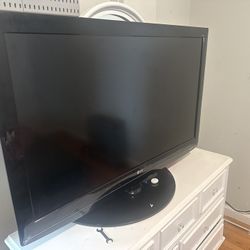 43” TV