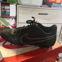 Boys Nike Soccer Cleats 3