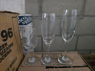 Clear Glass Stemware Set – Wine and Champagne Flute