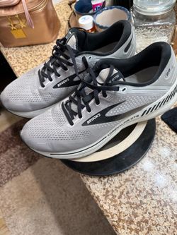 Brooks Adrenaline GTS