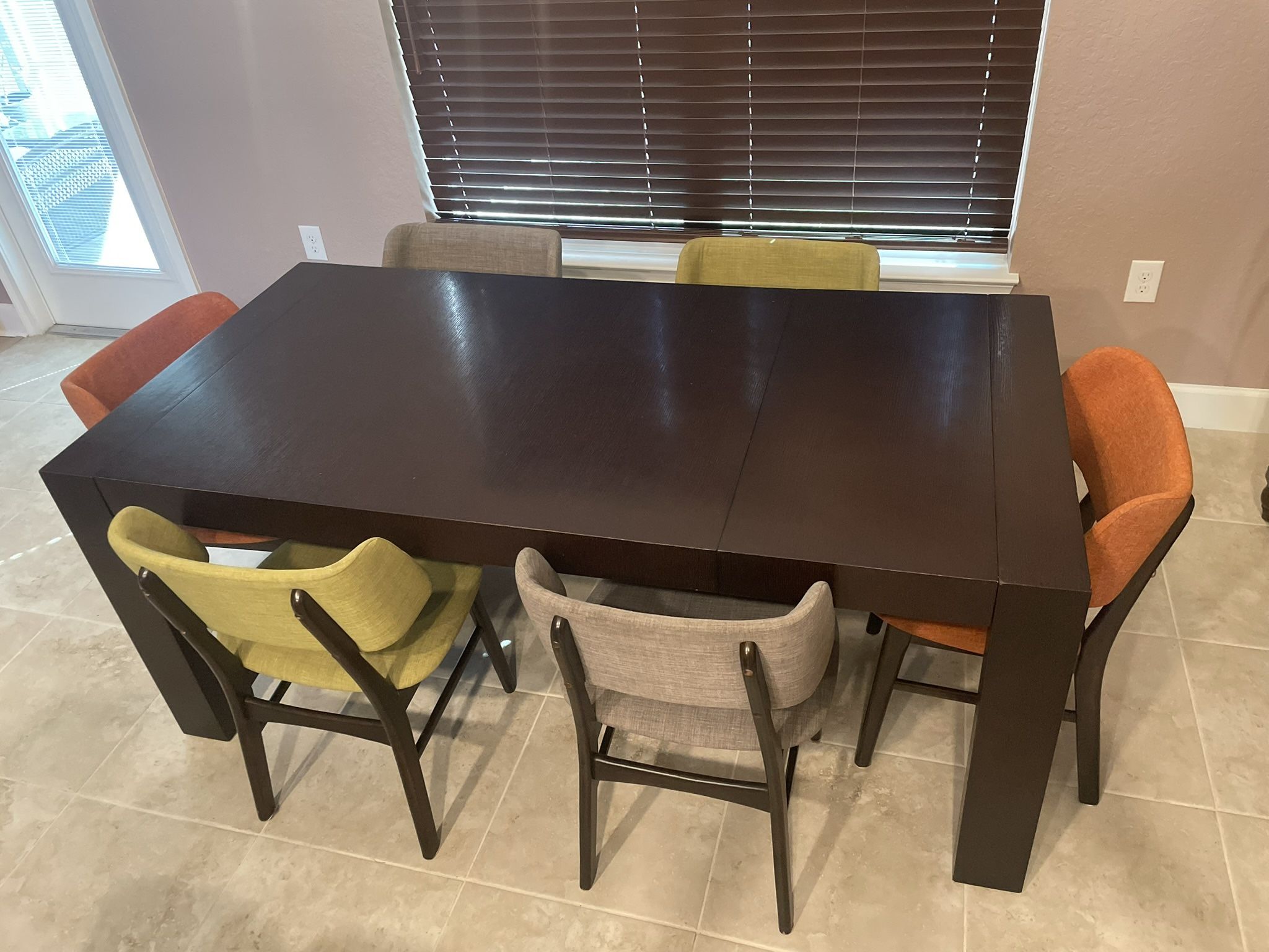 Table Set W/6 Chairs