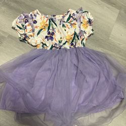 4 Dresses Beautiful New For 20 Dollars 