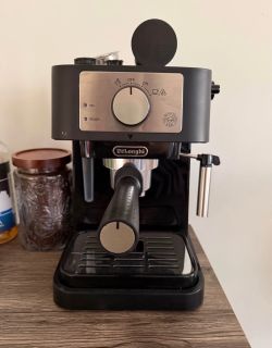 Stilosa Espresso Machine by Delonghi