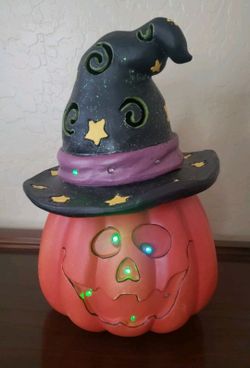 Halloween molded multi color changing Pumpkin w/ Witch Wizard hat