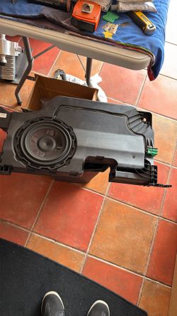 2020 Ford Raptor Sync 3 OEM Subwoofer System W/ 8"Rockford Fosgate