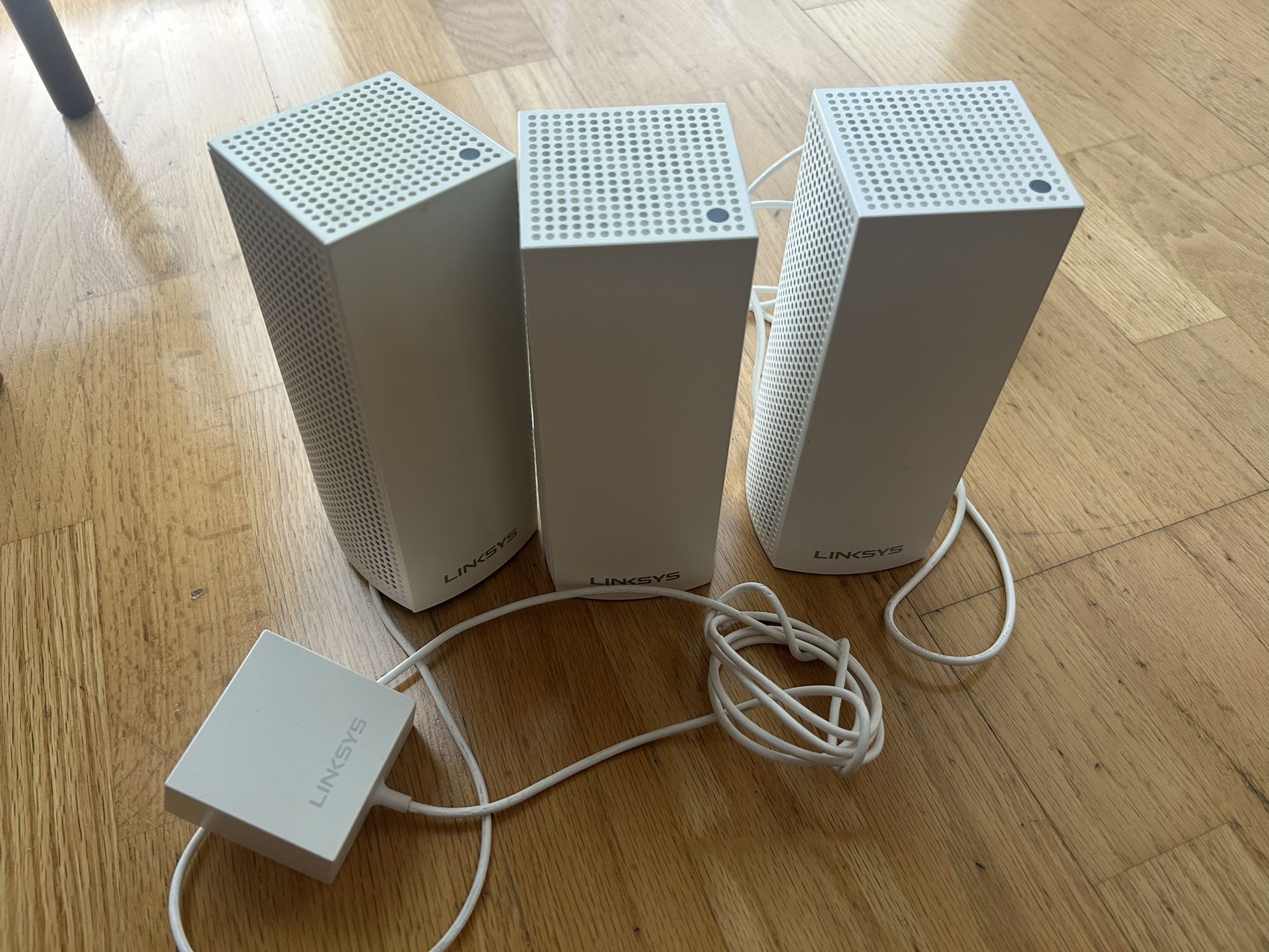 Linksys Velop WHW03 V2 WiFi Mesh Tri Band