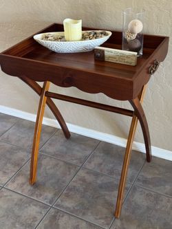 Vintage Pier 1 Solid Wood Butler's Tray Table liquor bar, plant stand , home decor uses - Like New!