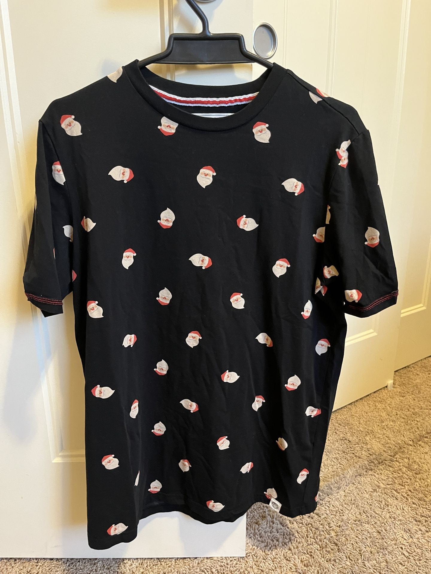 Xmas Ugly T-shirt . Unisex. Size s