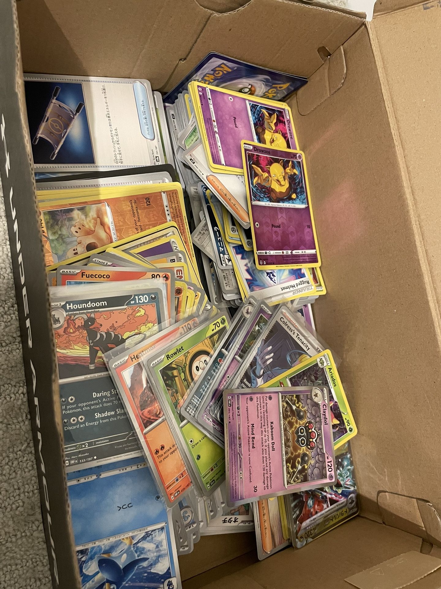 Pokemon Card Collection   Over 800 Cards 
