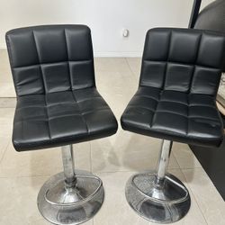 Black Bar Stools 