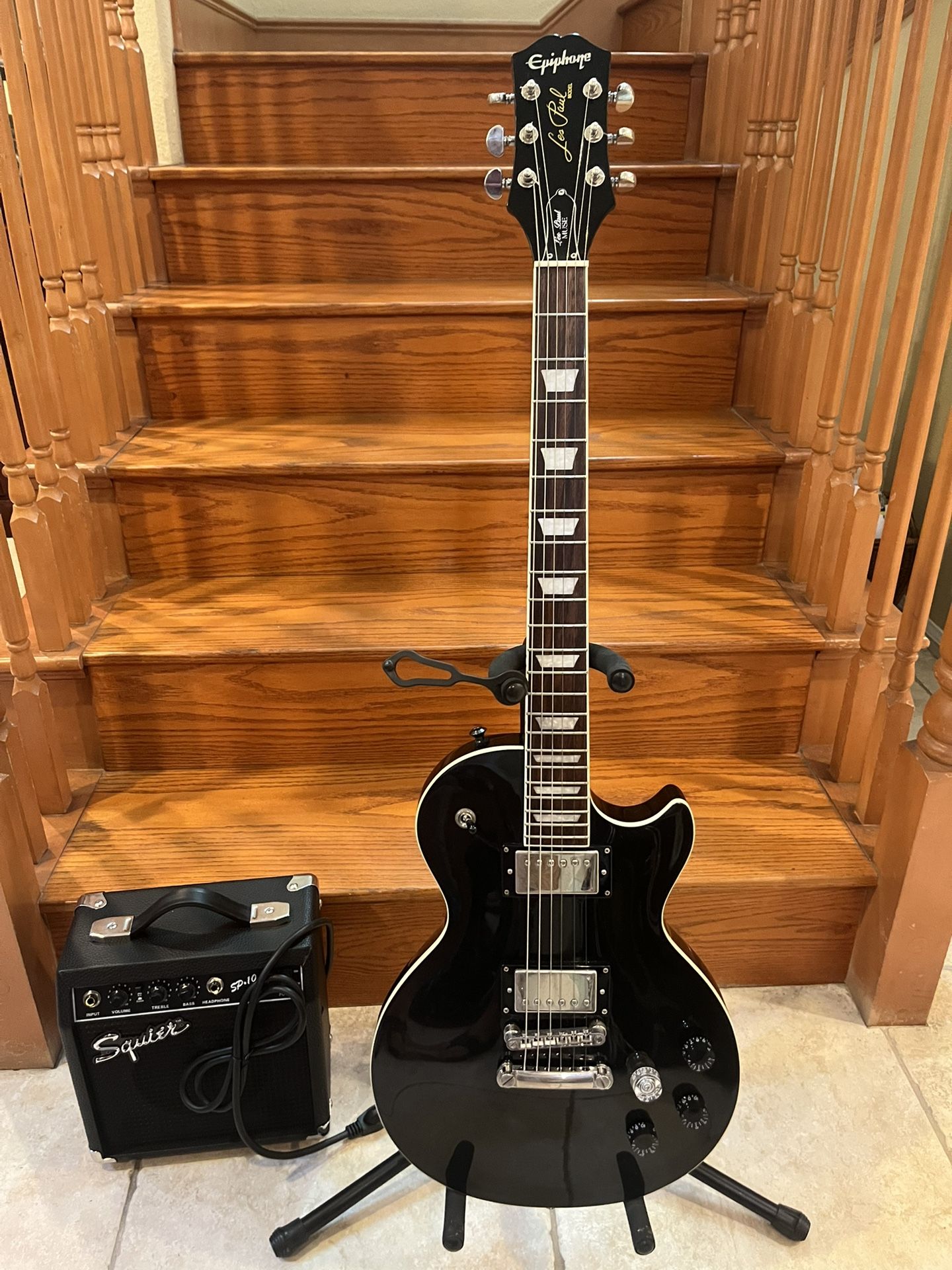 Epiphone Les Paul Muse (Brand New) W/ Fender Squier SP10 Guitar Amp