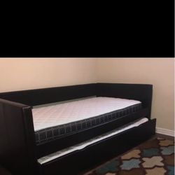 Trundle Bed