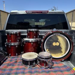 6 PC Tama Star classic Drum Set 