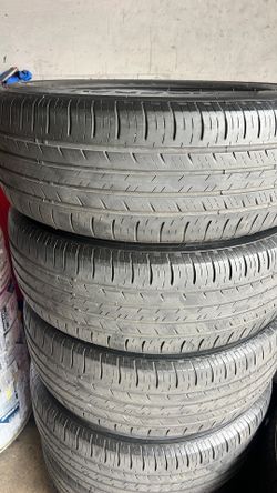 🛞SET OF 4 USED TIRES🛞 235/60/18 HANKOOK •INSTALLED/BALANCED•