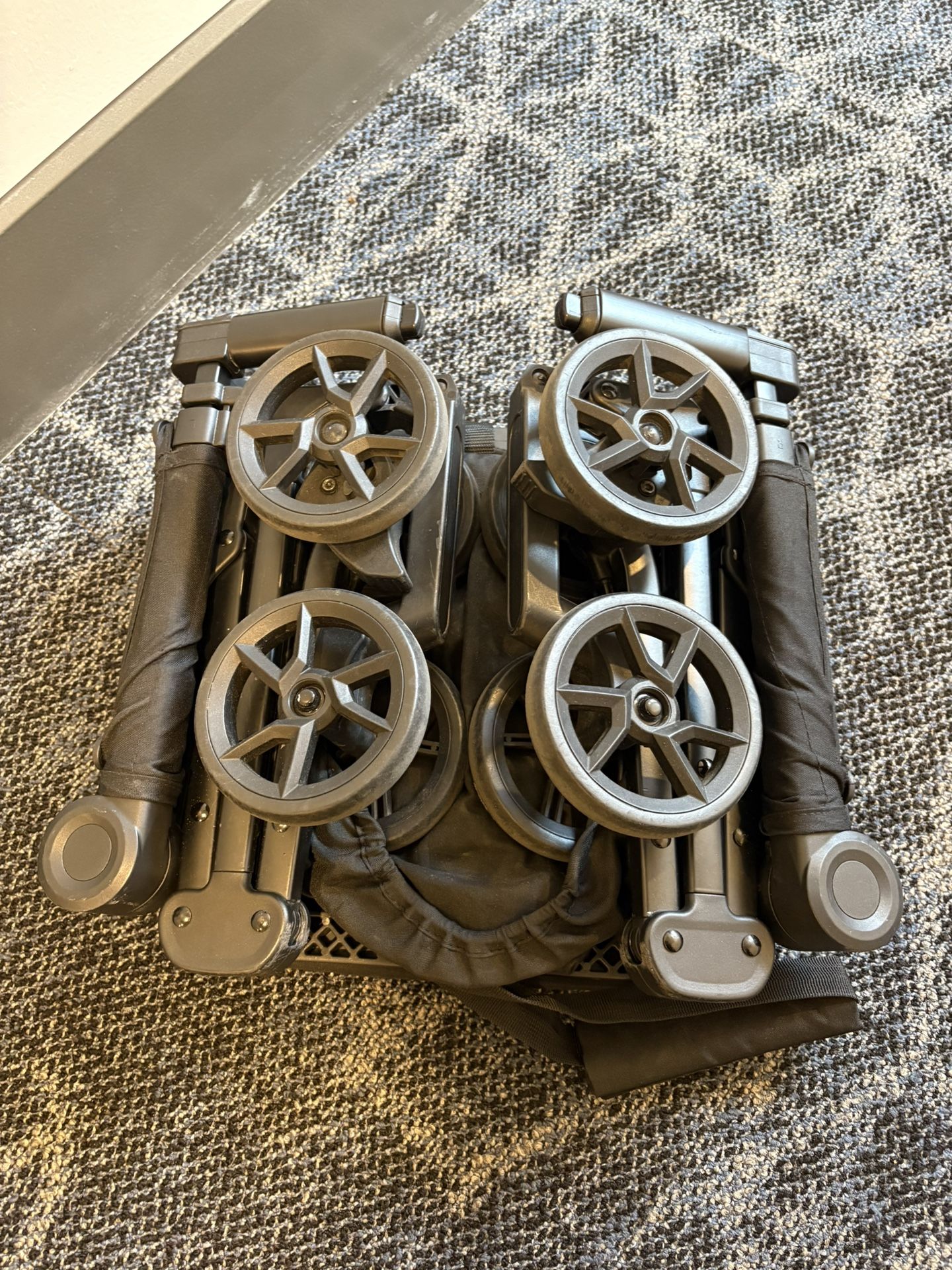 Munchkin Collapsable Stroller